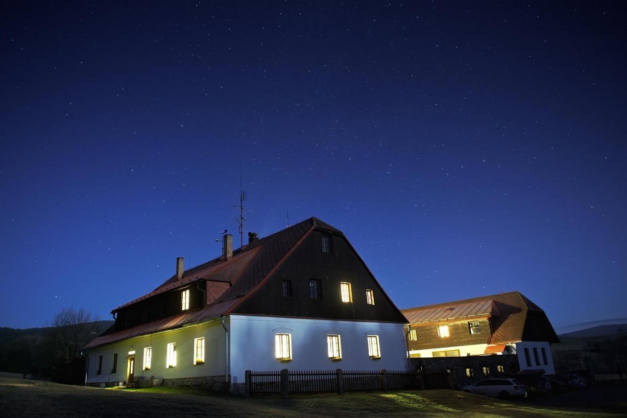 Bauru Dvur Hotell Zdíkov Exteriör bild